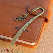 Load image into Gallery viewer, Retro Cute Animal Metal bookmark