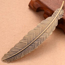 Load image into Gallery viewer, Creative metal silver plated Feather bookmark