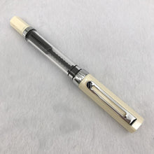 Load image into Gallery viewer, 1pc Transparent Fountain Pen